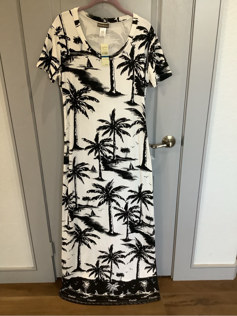 Tommy Bahama Black & White Palm Print T-Shirt Dress